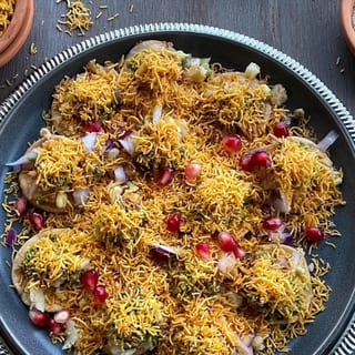 Sev Puri (8 pcs)